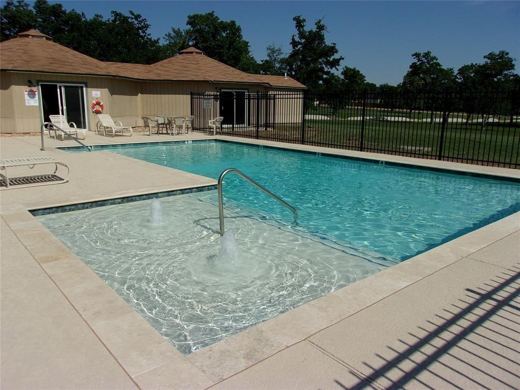 00 Sandpiper Lane, Hempstead, Texas image 2