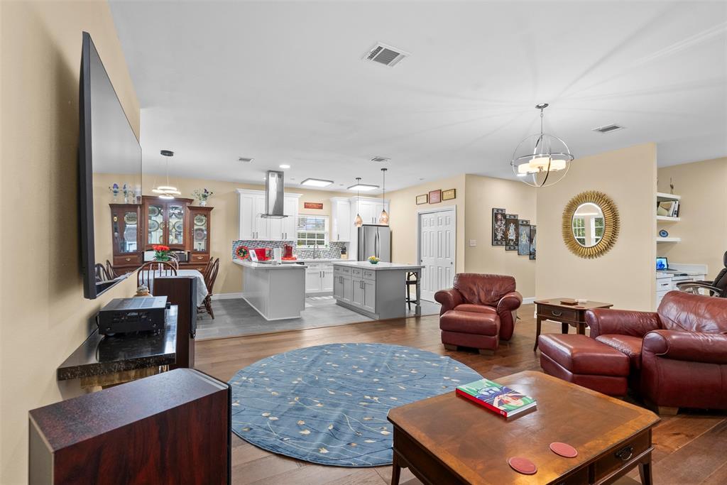 133 Bay Oaks Drive