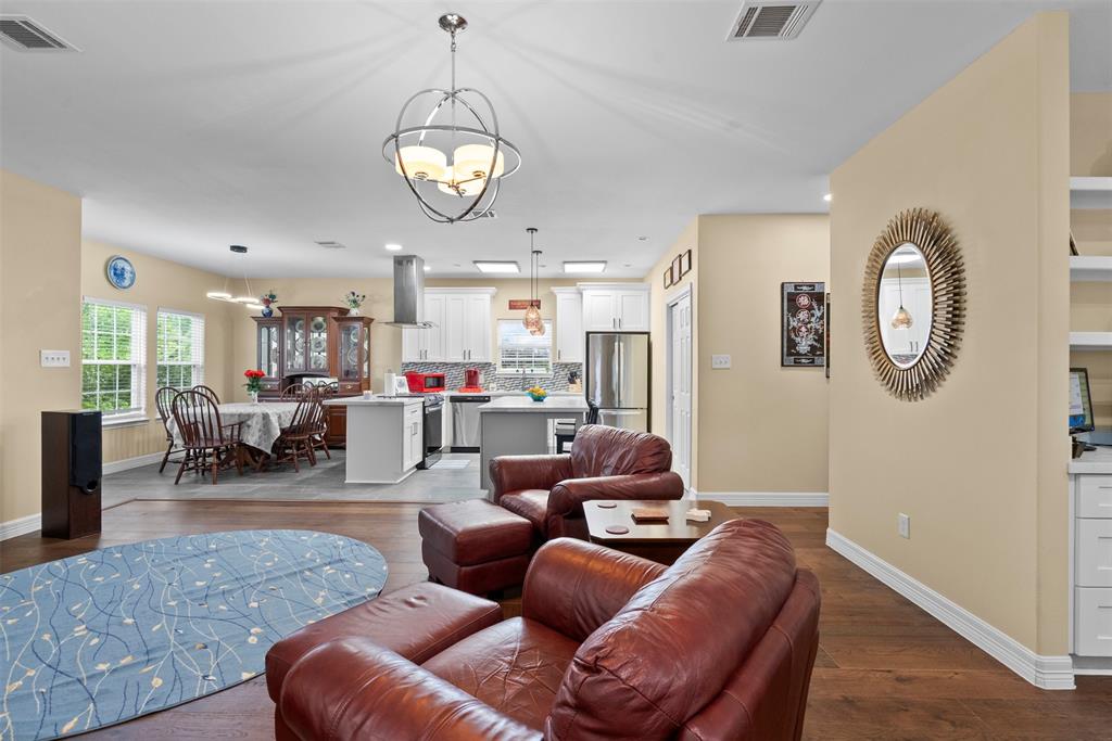 133 Bay Oaks Drive