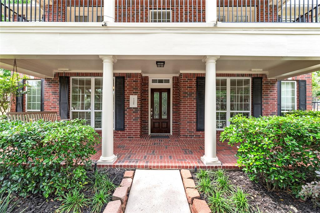 7306 Emerald Glade Lane