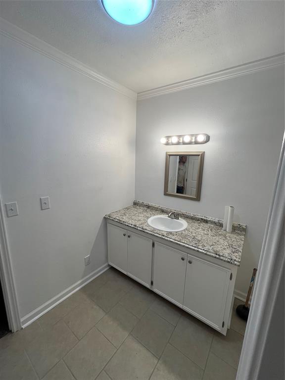 169 W Sunset Drive, Trinity, Texas image 4
