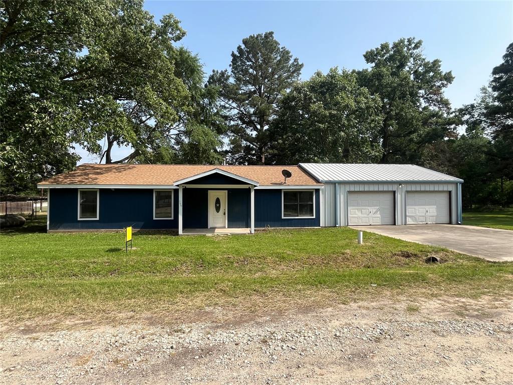 169 W Sunset Drive, Trinity, Texas image 1
