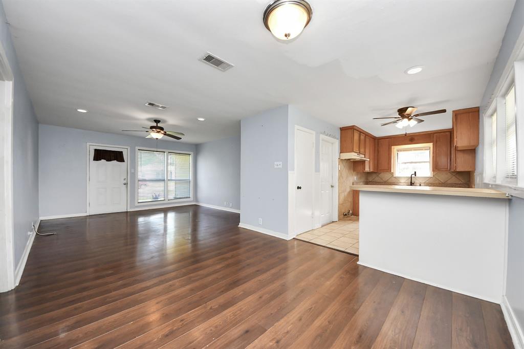 2018 15th Avenue, Texas City, Texas image 5