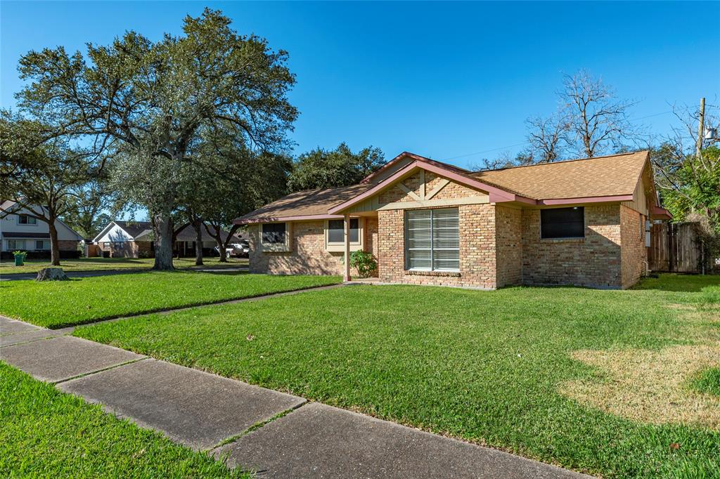 2720 Blueberry Lane, Pasadena, Texas image 3