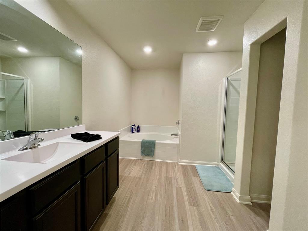 23071 Bellini Drive, Magnolia, Texas image 15