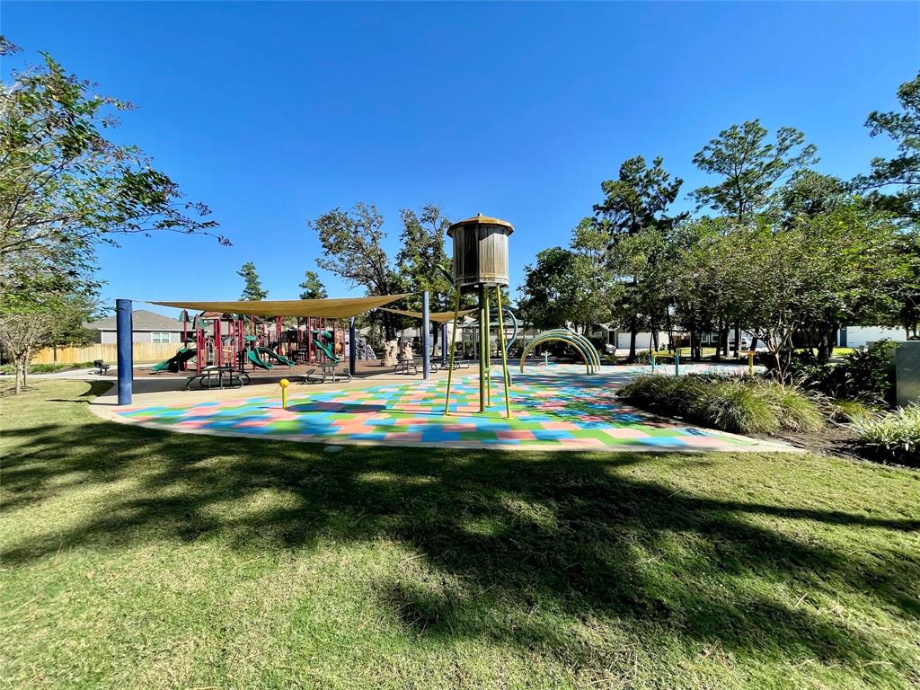 23071 Bellini Drive, Magnolia, Texas image 32