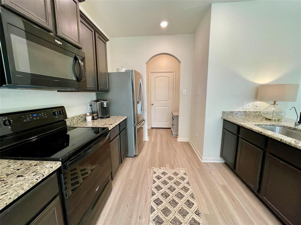 23071 Bellini Drive, Magnolia, Texas image 11