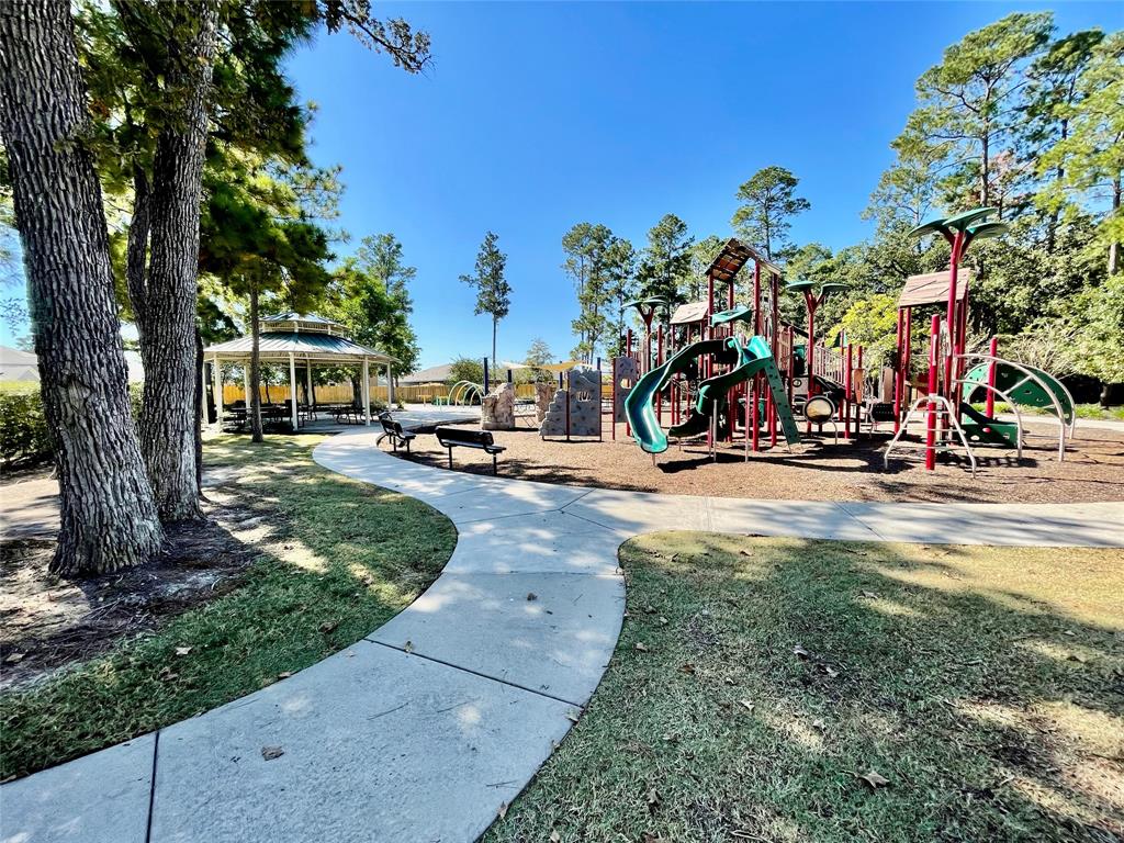23071 Bellini Drive, Magnolia, Texas image 30