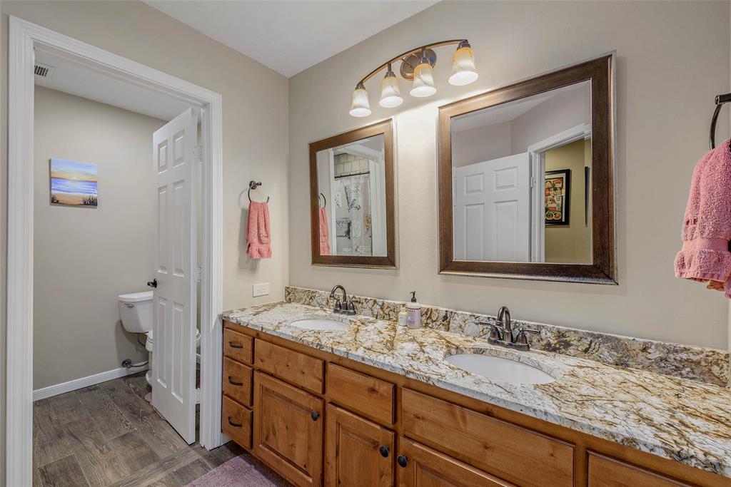 640 Piney Creek Road, Bellville, Texas image 17
