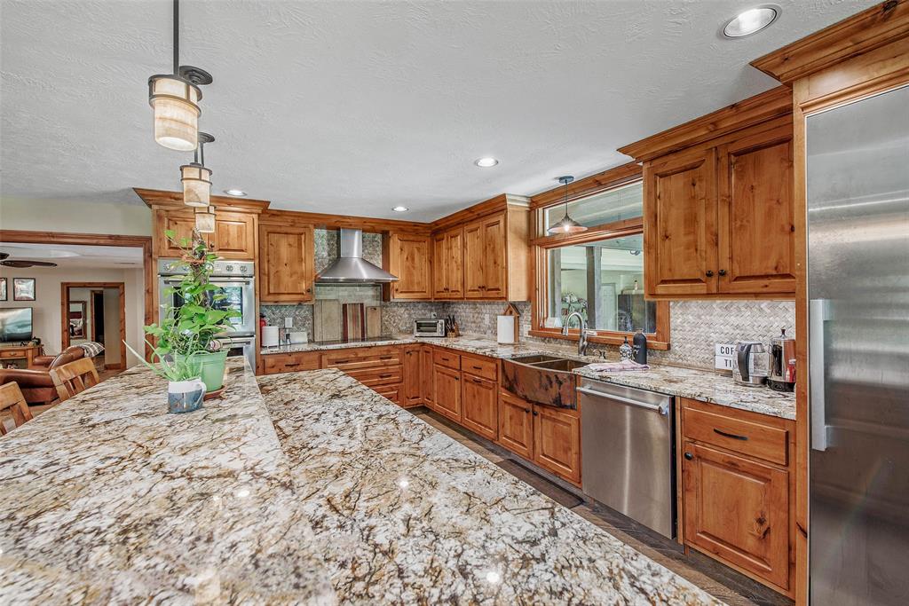 640 Piney Creek Road, Bellville, Texas image 10