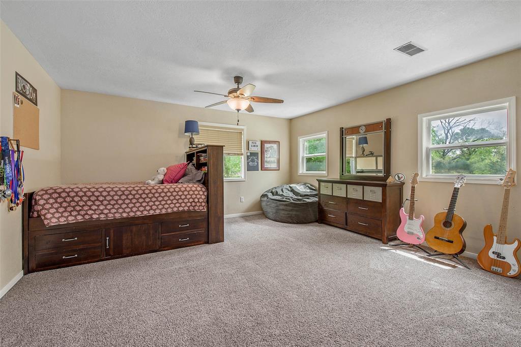640 Piney Creek Road, Bellville, Texas image 13