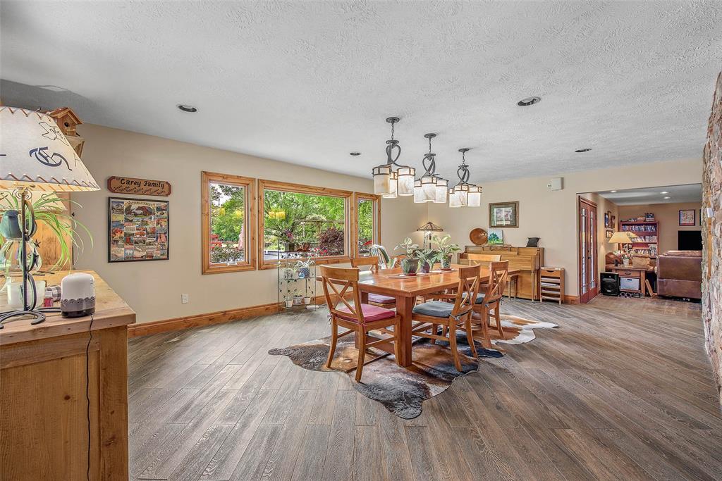 640 Piney Creek Road, Bellville, Texas image 5
