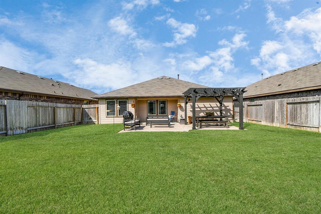 710 Desert Pea Lane, Rosharon, Texas image 43