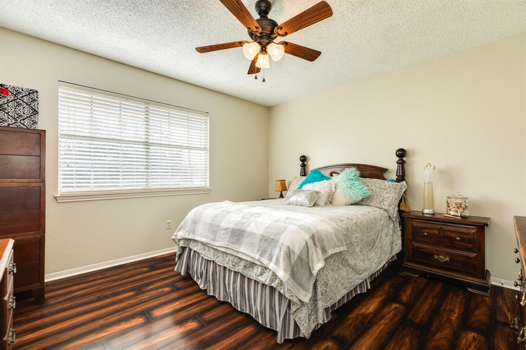 146 Lakewood Drive, Angleton, Texas image 30