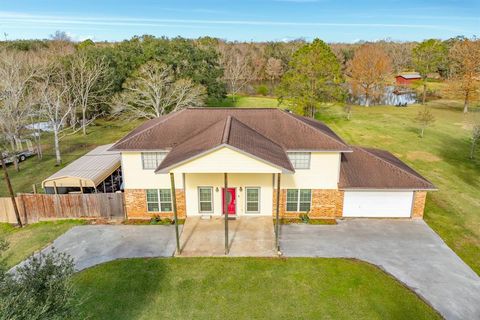 A home in Angleton