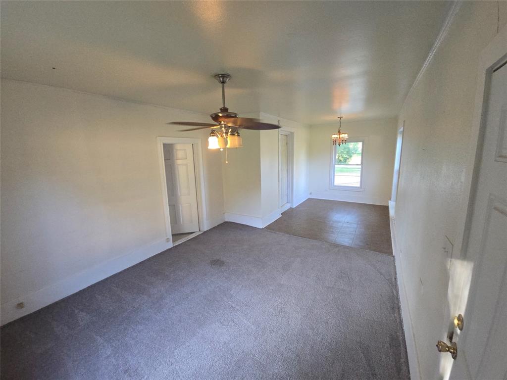 301 Harold Street, Crockett, Texas image 16