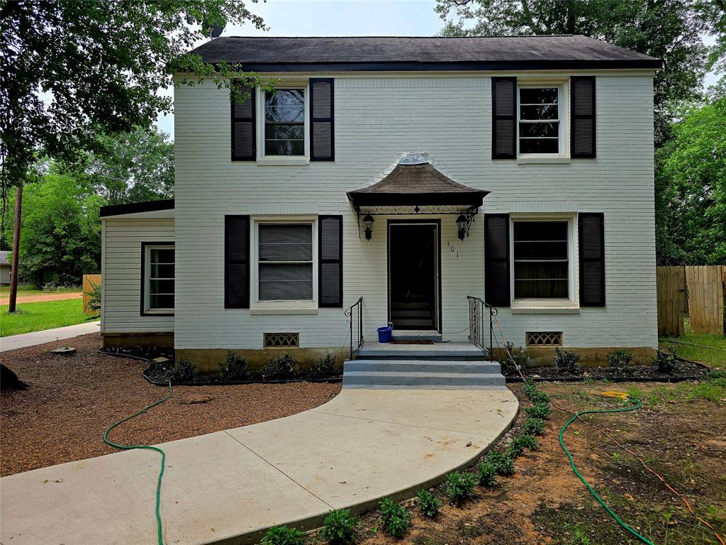 301 Harold Street, Crockett, Texas image 2