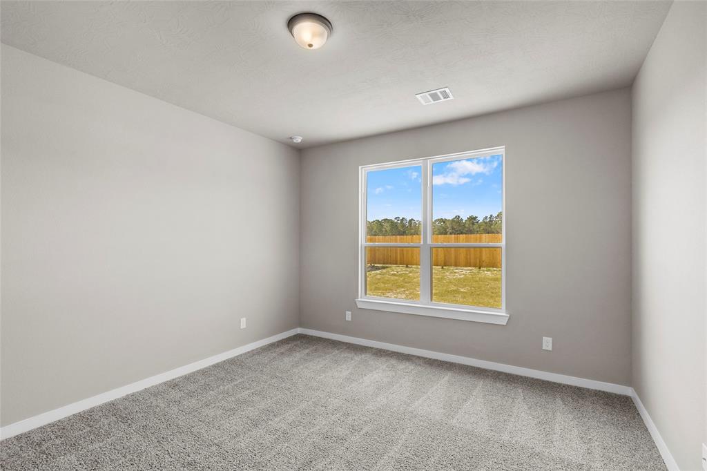 528 Shoreview Drive, Conroe, Texas image 10