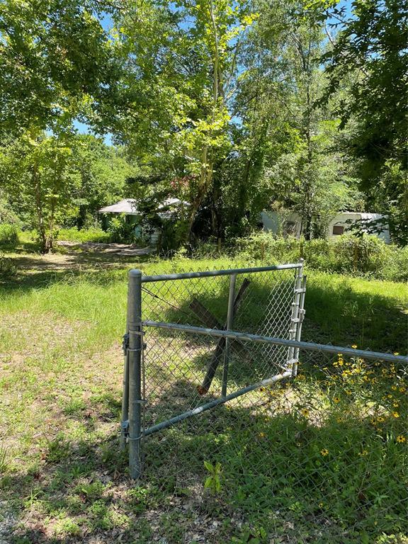 191 Fishermans Trail, Huntsville, Texas image 4