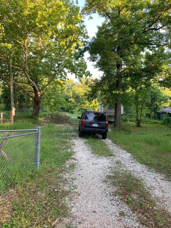 191 Fishermans Trail, Huntsville, Texas image 5