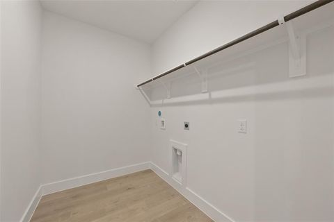 listing image 40