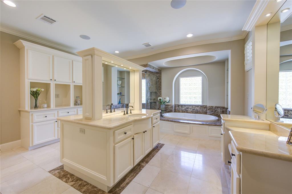4532 Maple Street, Bellaire, Texas image 25