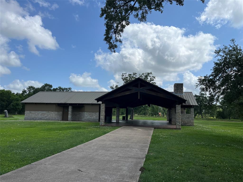 32526 Bayou Bend, Richwood, Texas image 27