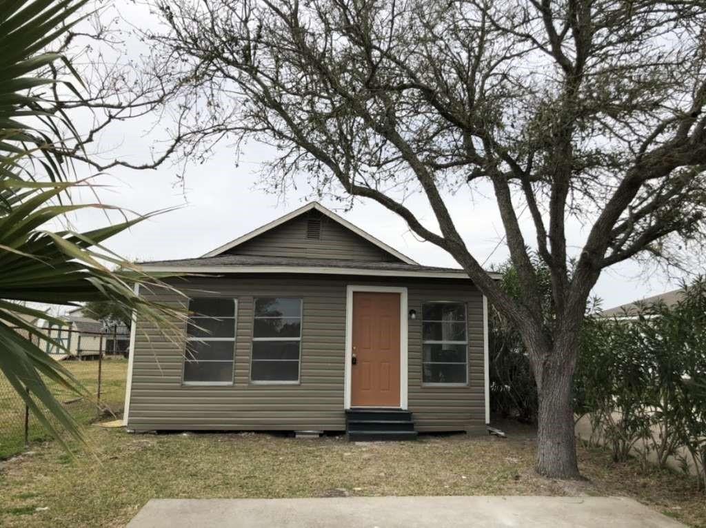 636 5th Street, San Leon, Texas image 1