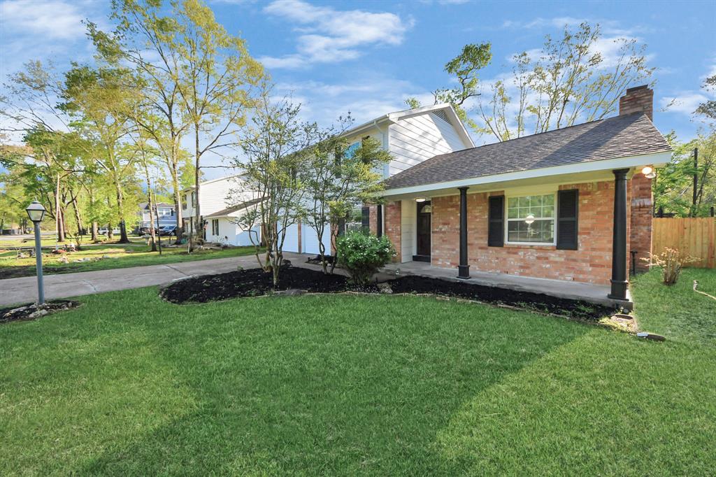 24526 Glen Loch Drive, Spring, Texas image 8