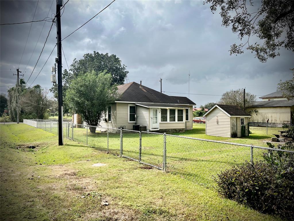 9431 Iago Street, Boling, Texas image 12