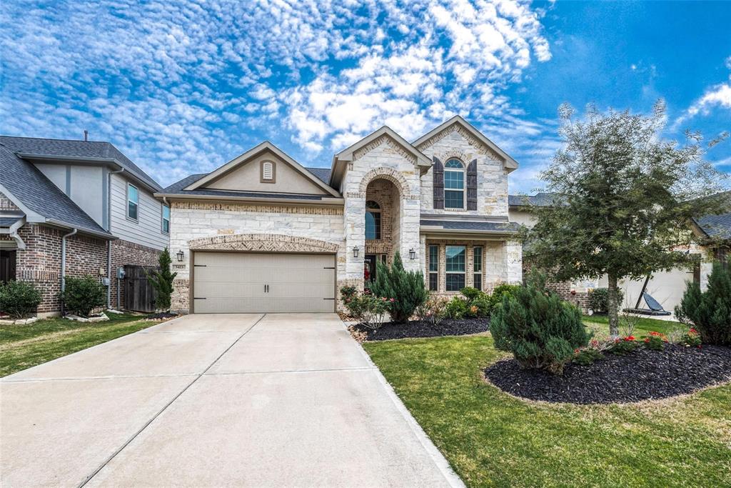 3423 Cabernet Shores Dr, Fulshear, Texas image 2
