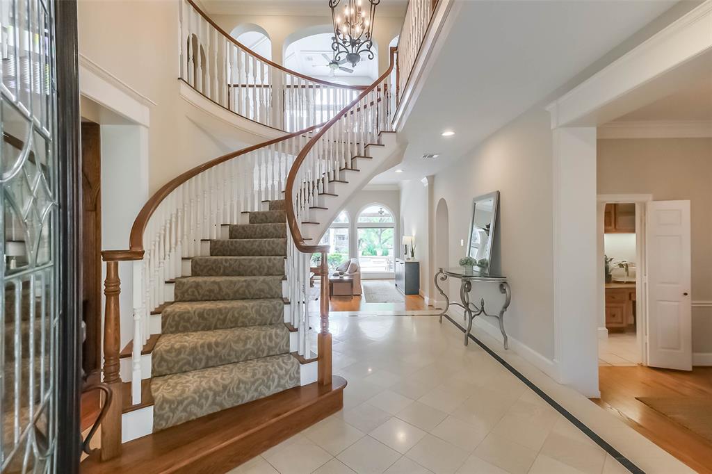 3210 Oakmont Drive