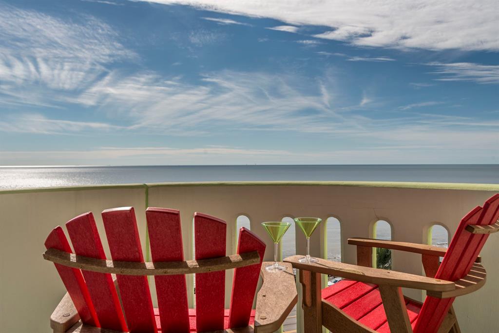 9420 Seawall Boulevard #805, Galveston, Texas image 2