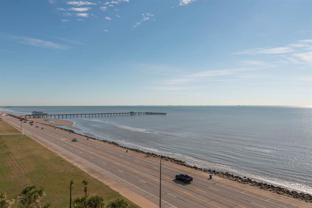 9420 Seawall Boulevard #805, Galveston, Texas image 3