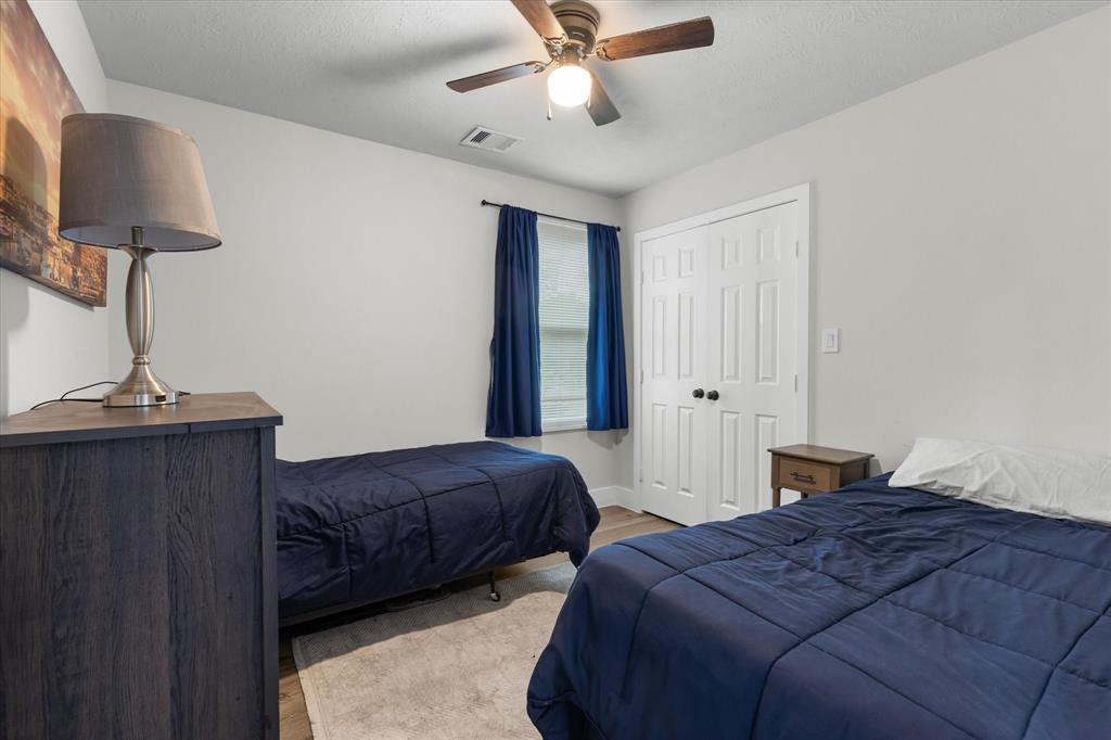 5938 Glen Grove Street, Houston, Texas image 13