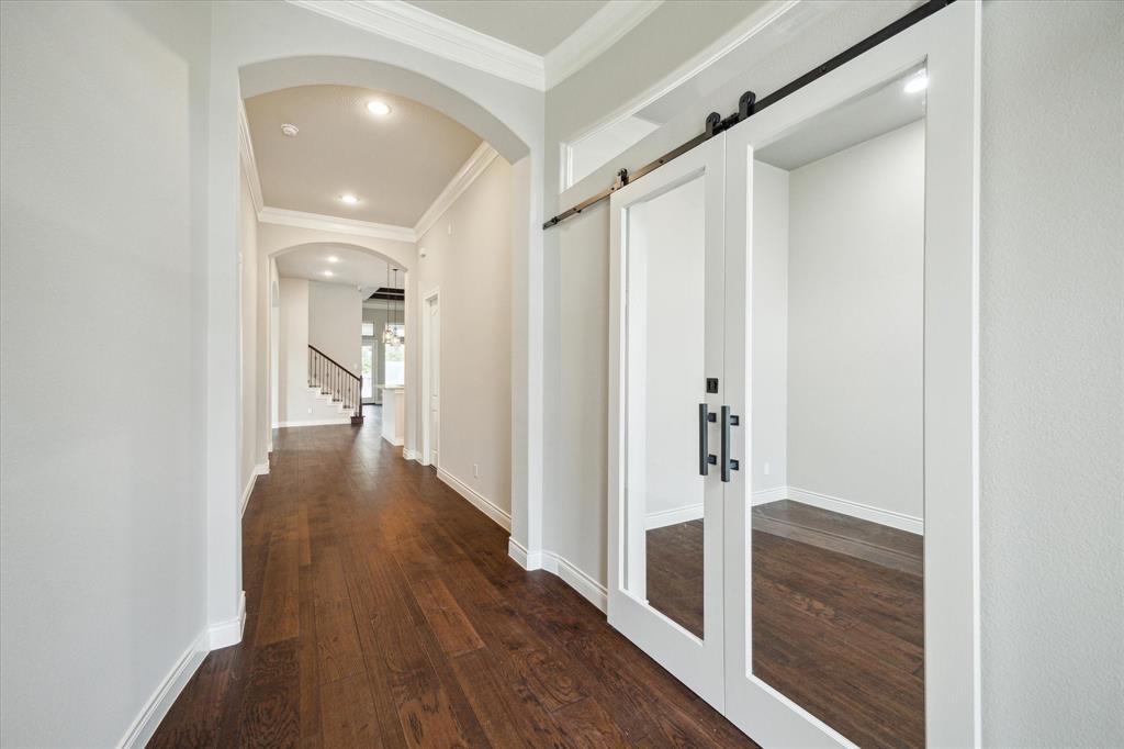 11606 Magnolia Crest Cove Court, Cypress, Texas image 3