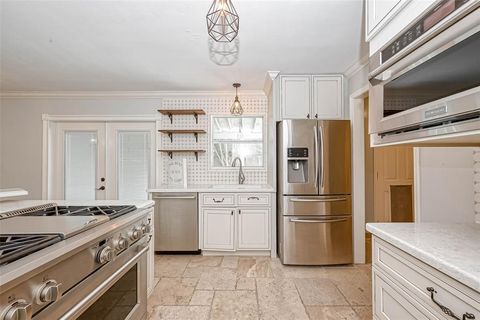 MLS: 18306520