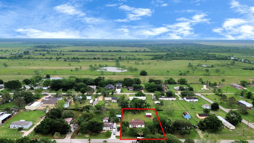 16711 W Sandy Meadows Drive, Rosharon, Texas image 3