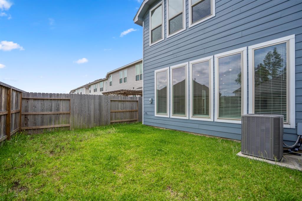 613 Royal Arch Drive, Conroe, Texas image 44