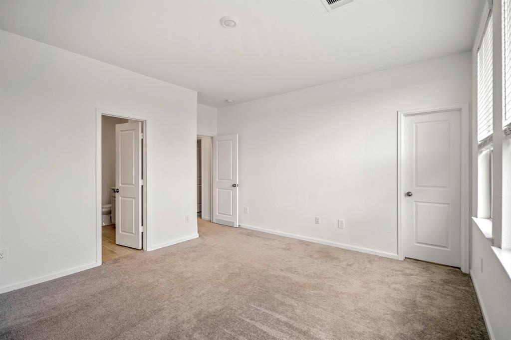 613 Royal Arch Drive, Conroe, Texas image 38