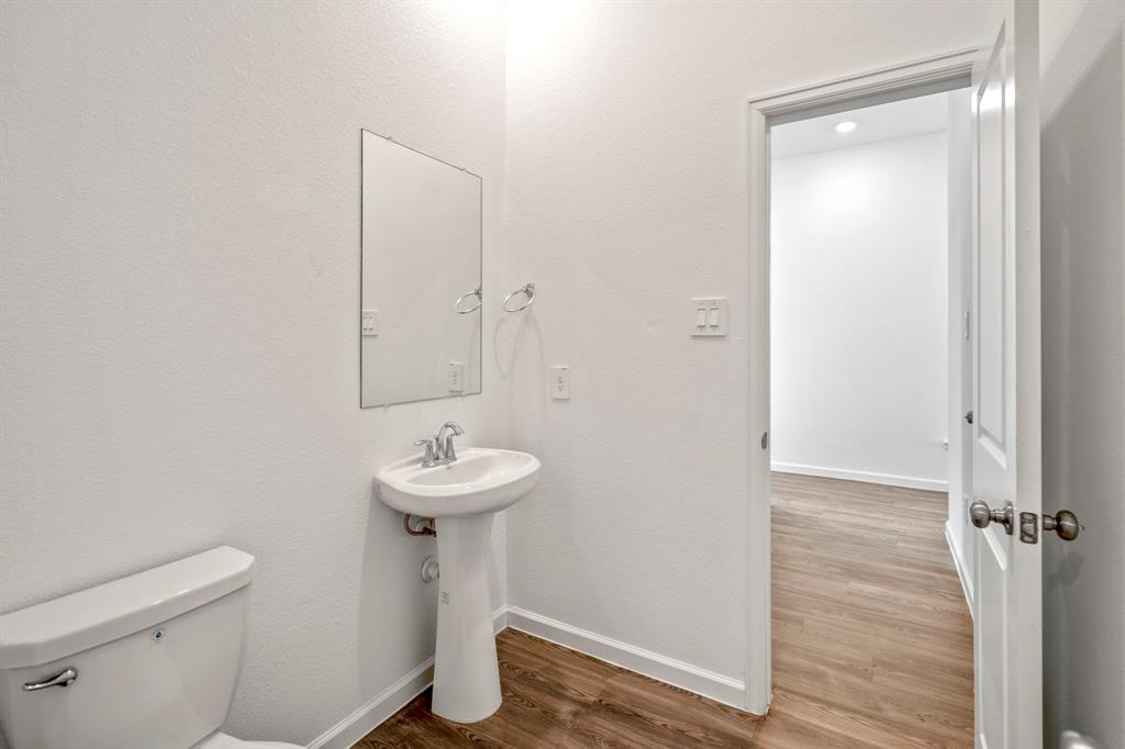 613 Royal Arch Drive, Conroe, Texas image 25