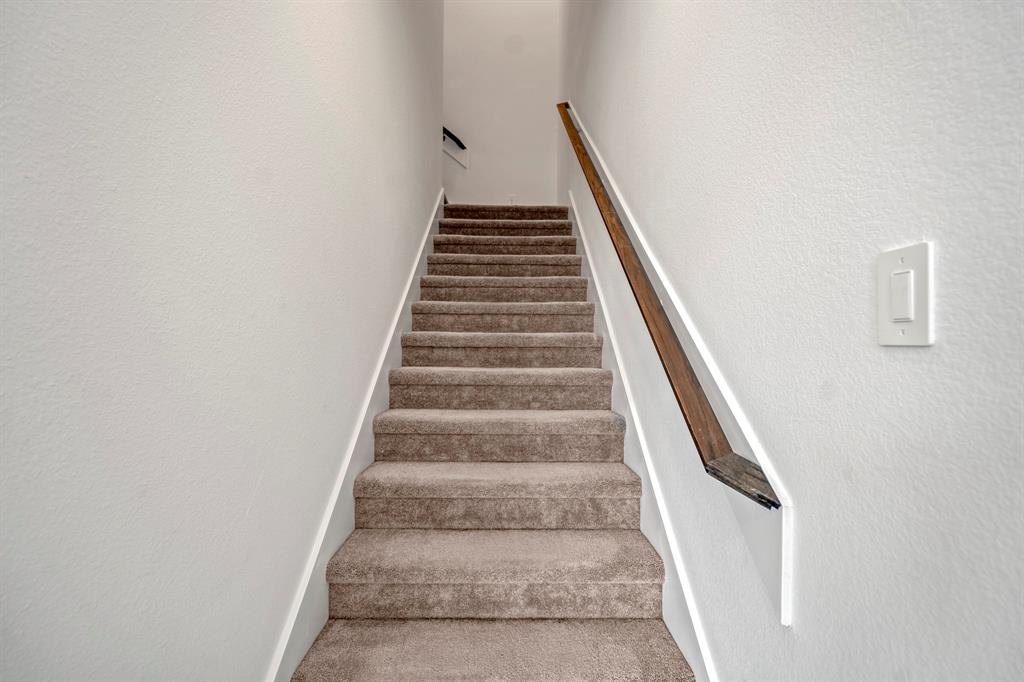 613 Royal Arch Drive, Conroe, Texas image 17