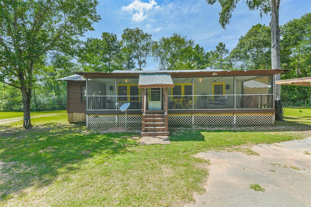 25095 Willow Creek Road