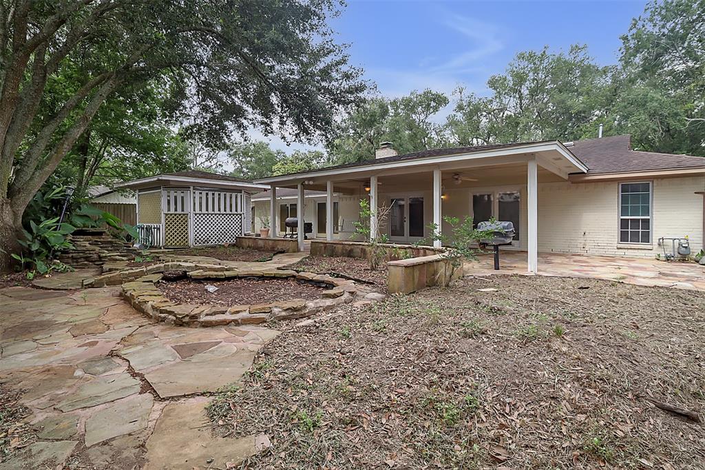 101 Dorado Drive, Friendswood, Texas image 26
