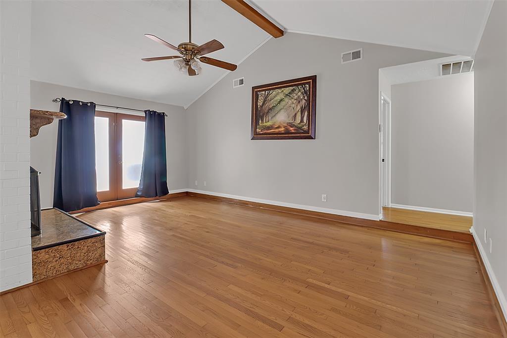 101 Dorado Drive, Friendswood, Texas image 7