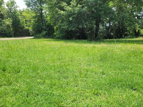 Vacant Land For Sale - 1112 W 15th Street<br/> Texarkana, TX 75501