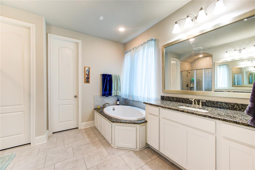 4835 Legend Creek Drive, Fulshear, Texas image 30