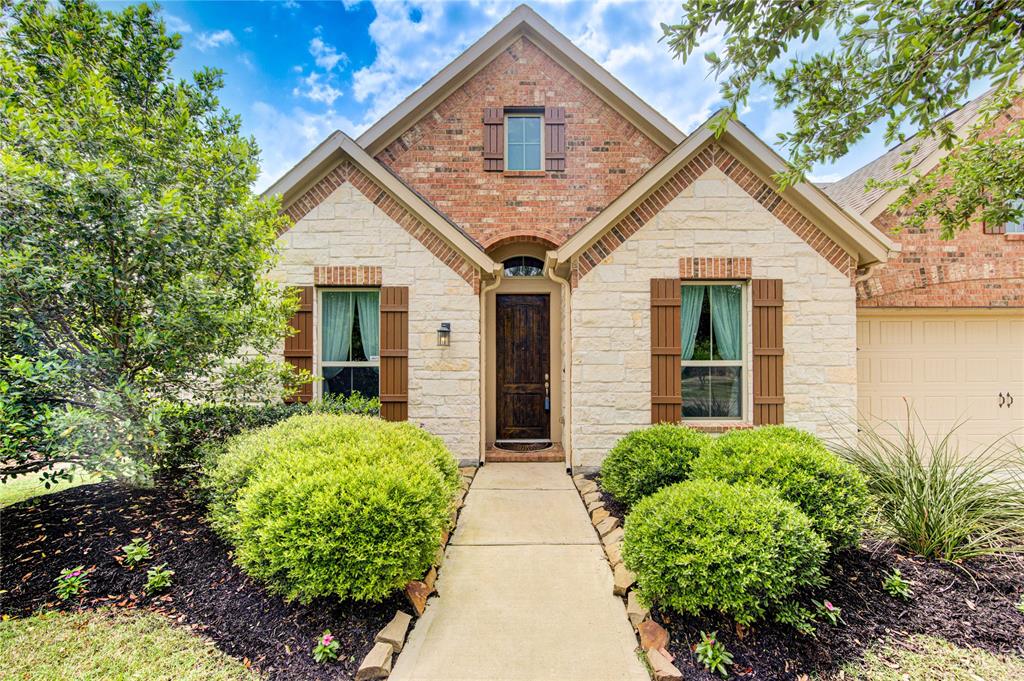 4835 Legend Creek Drive, Fulshear, Texas image 1