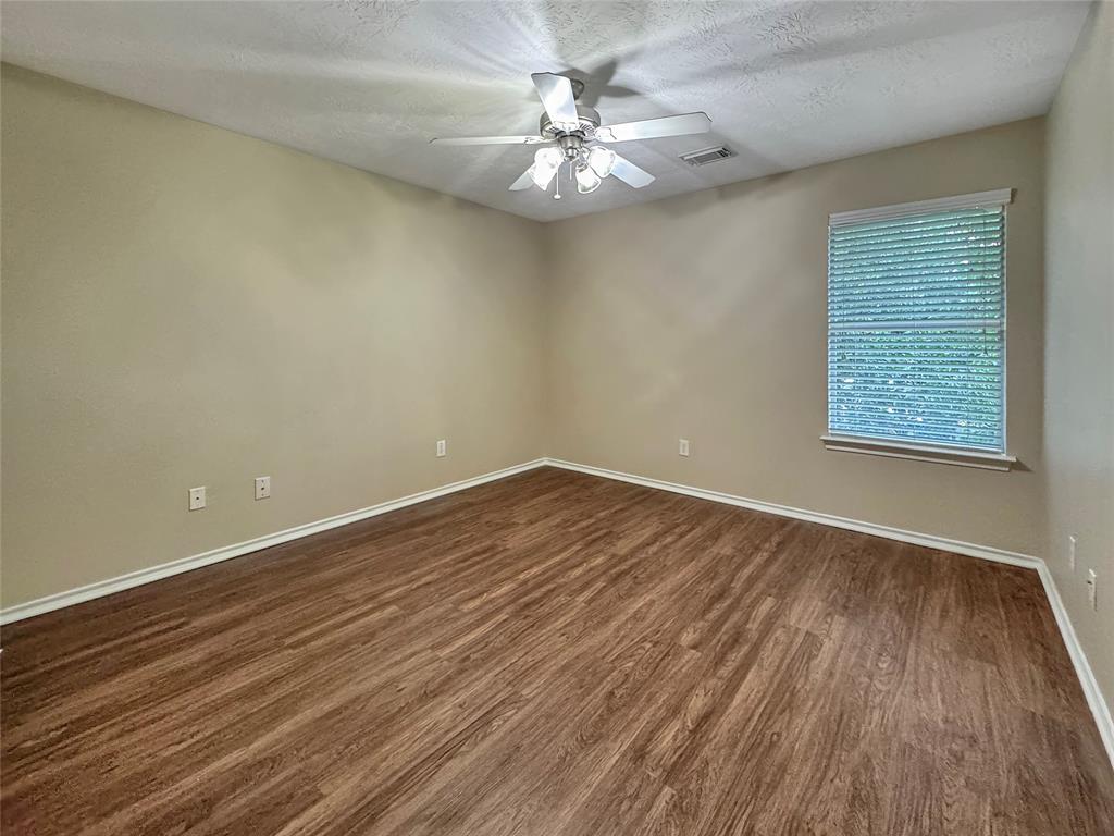 11707 Rainbow Bridge Lane, Humble, Texas image 14