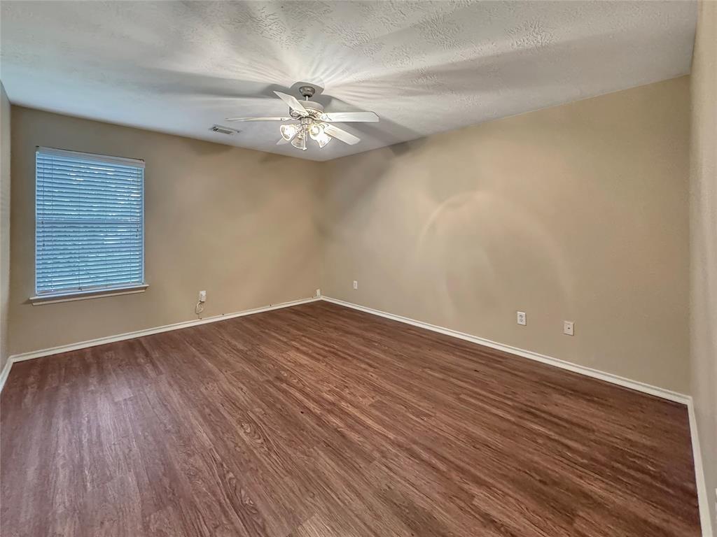 11707 Rainbow Bridge Lane, Humble, Texas image 11